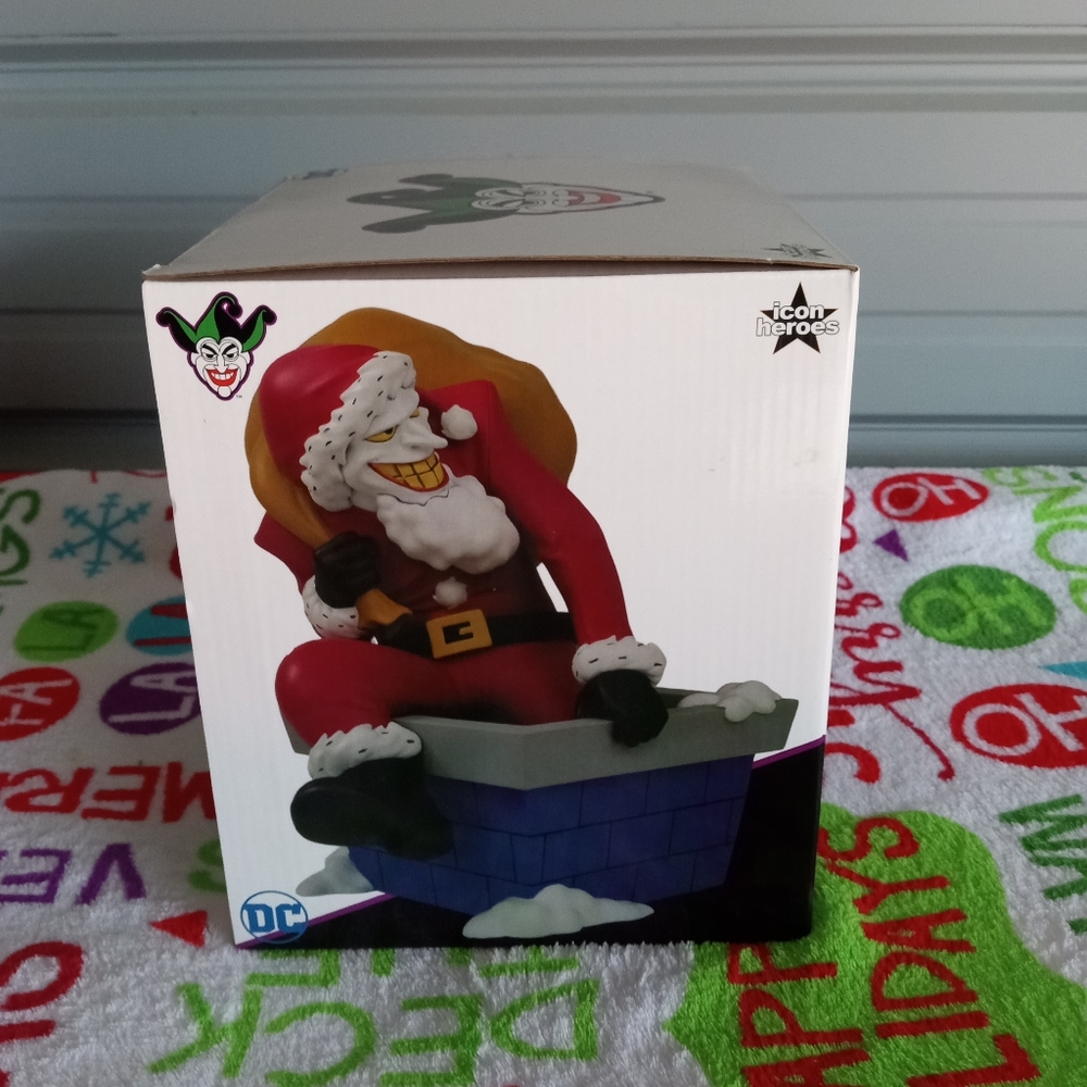 The Joker Santa Collectible Statue GameStop Limited Edition